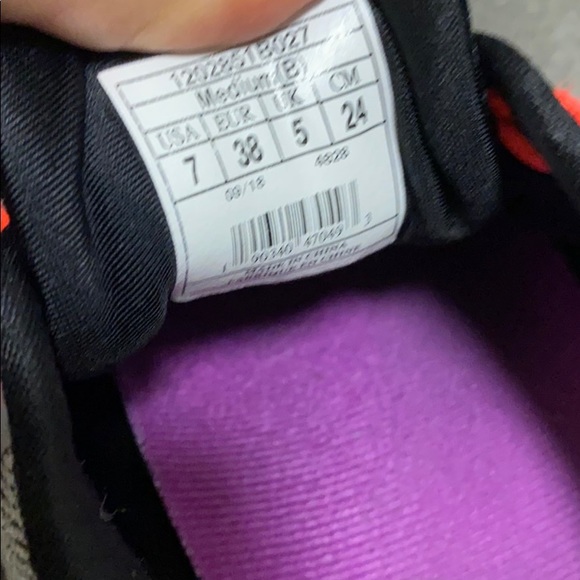 Brooks Launch 6, size 7 - Picture 7 of 7